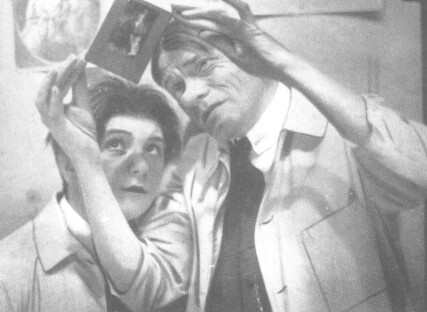 Liesl Karlstadt et Karl Valentin (scne de "atlier photo")