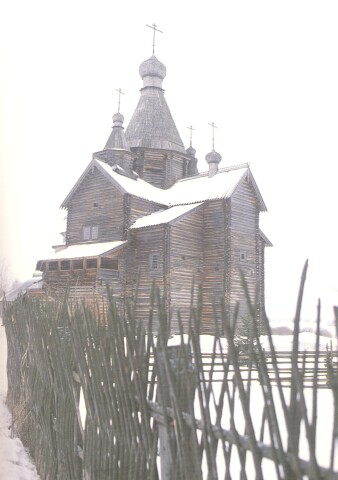 glise dans la rgion de Novgorod